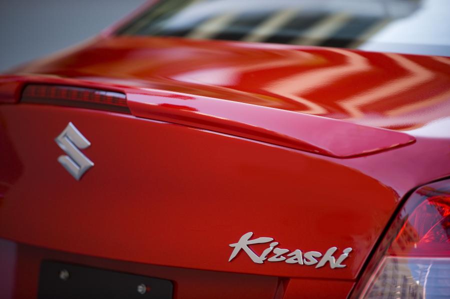  Suzuki Kizashi Sport 2011 года  (фото 45 из 63)